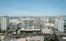 โรงแรมสวิสโซเทล กรุงเทพ รัชดา